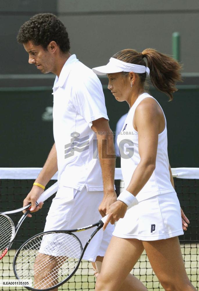 Sugiyama, Sa lose in mixed doubles q'finals at Wimbledon