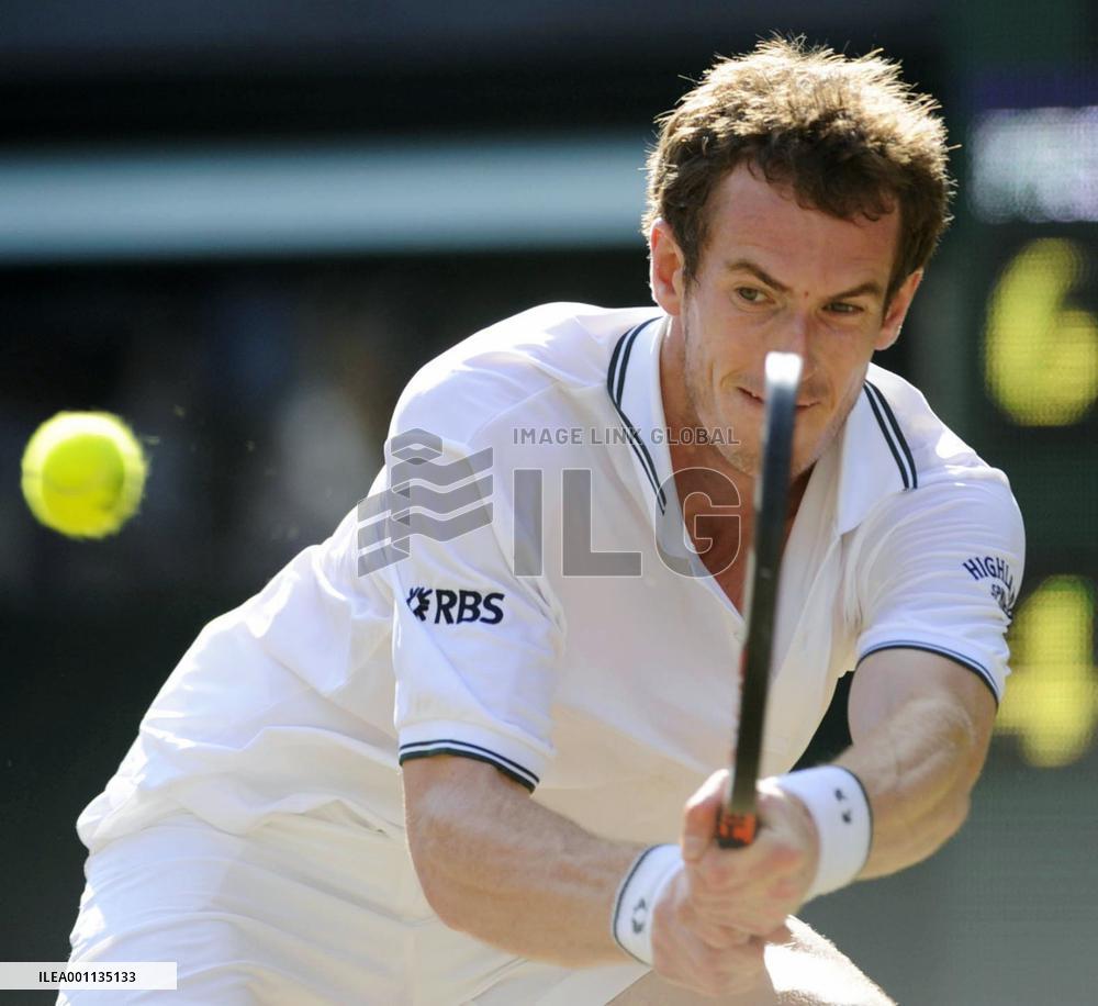 Roddick marches into final at Wimbledon