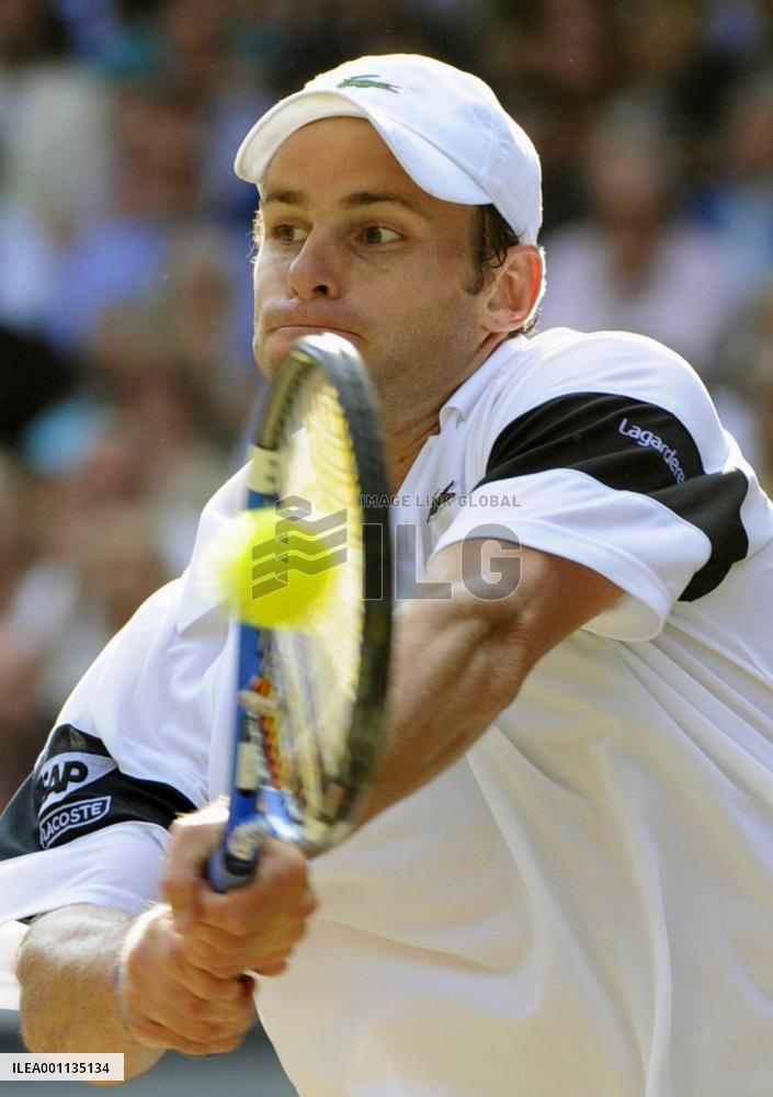 Roddick marches into final at Wimbledon
