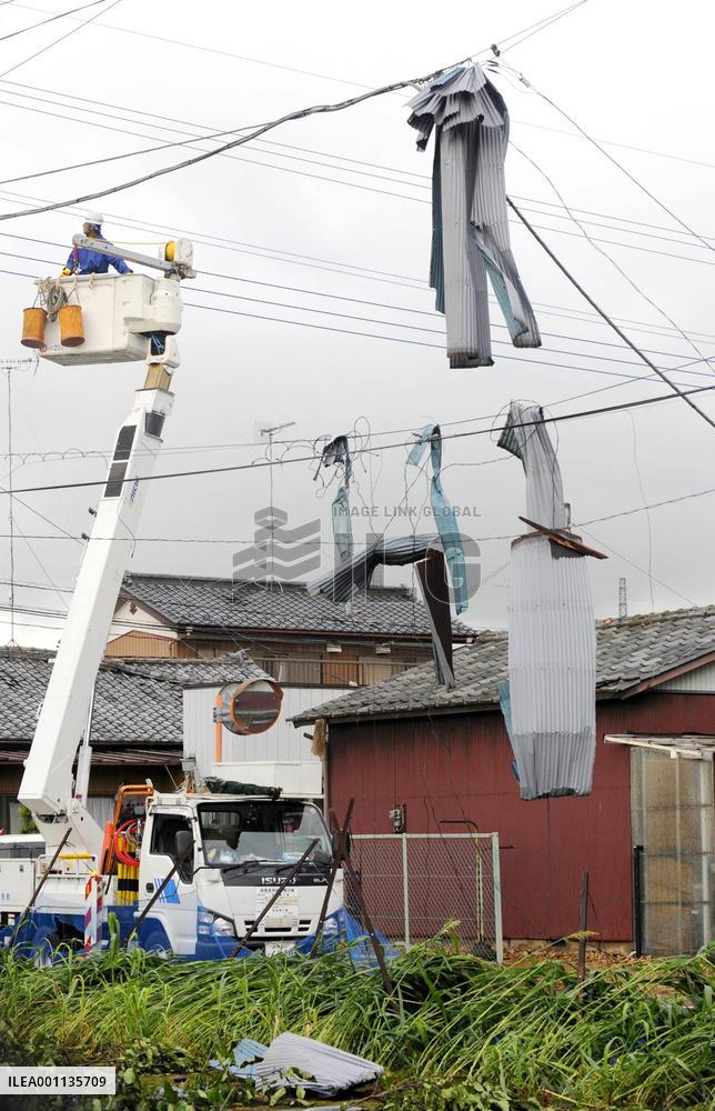 Suspected tornado leaves more than 20 injured in Gunma Pref.