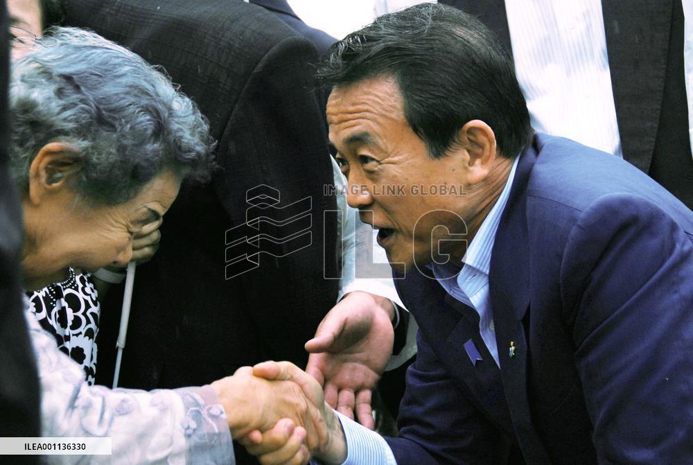 Aso stumps in Hokkaido for lower house election