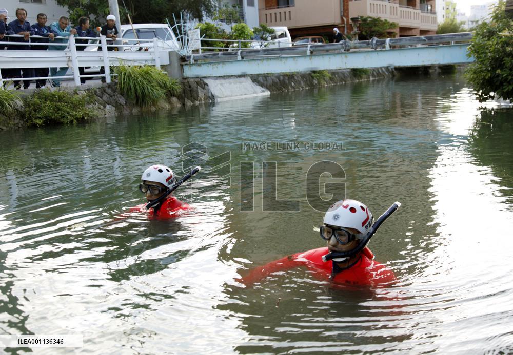4 found dead in flash flood in Naha