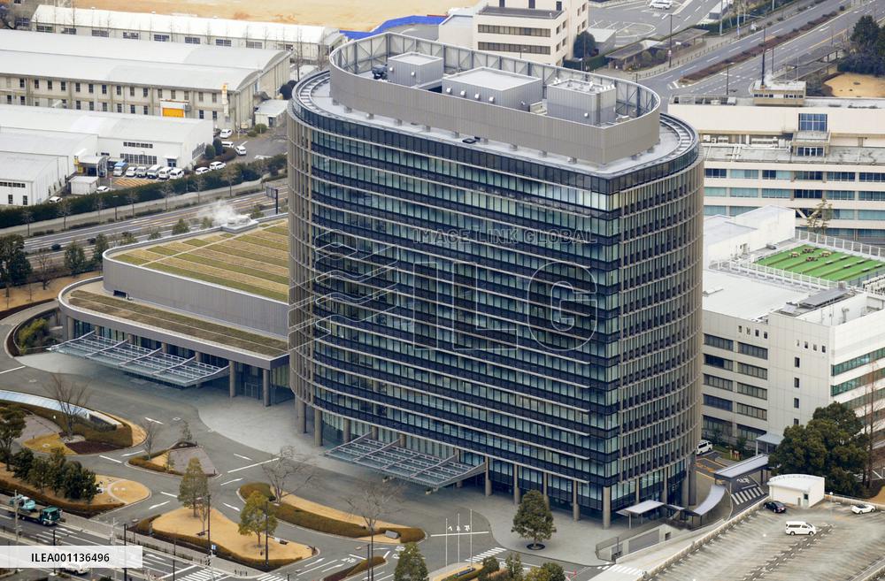 Toyota plans to cut global output capacity some 700,000 units