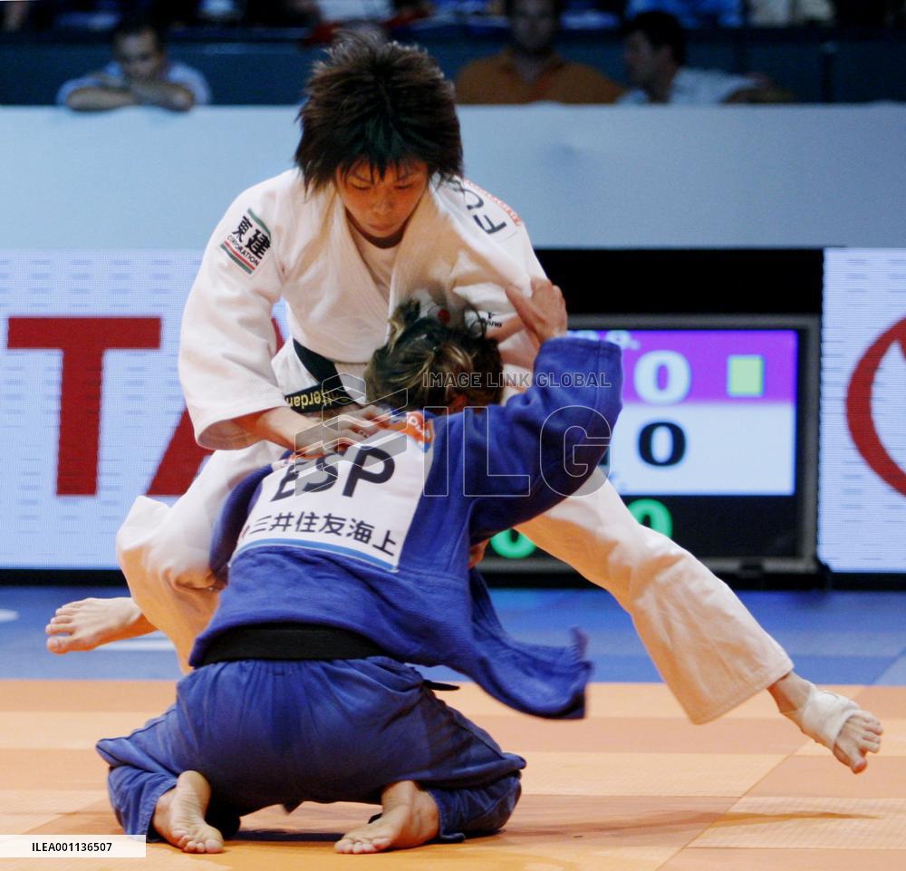 Fukumi wins gold at judo worlds