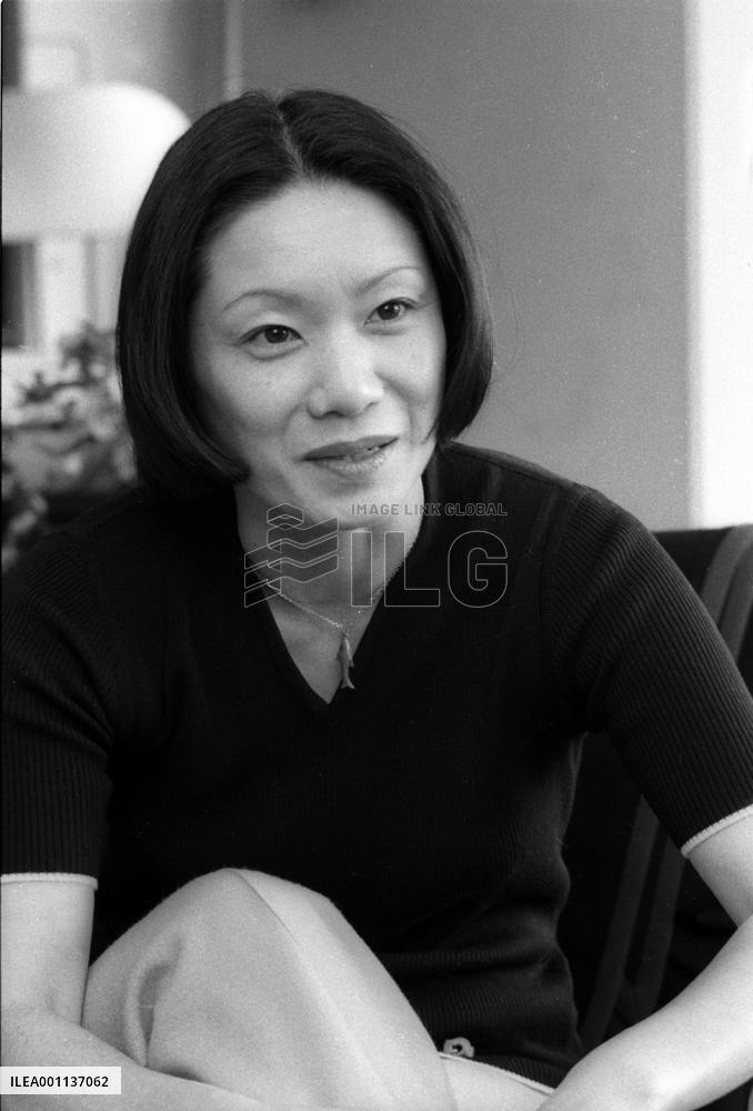 Late writer Mukoda's debut scripts for TV drama series found