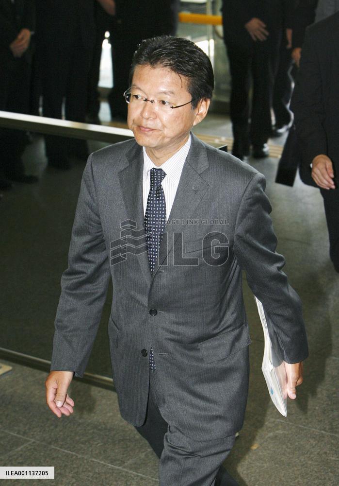 Hatoyama Cabinet starts business in full swing