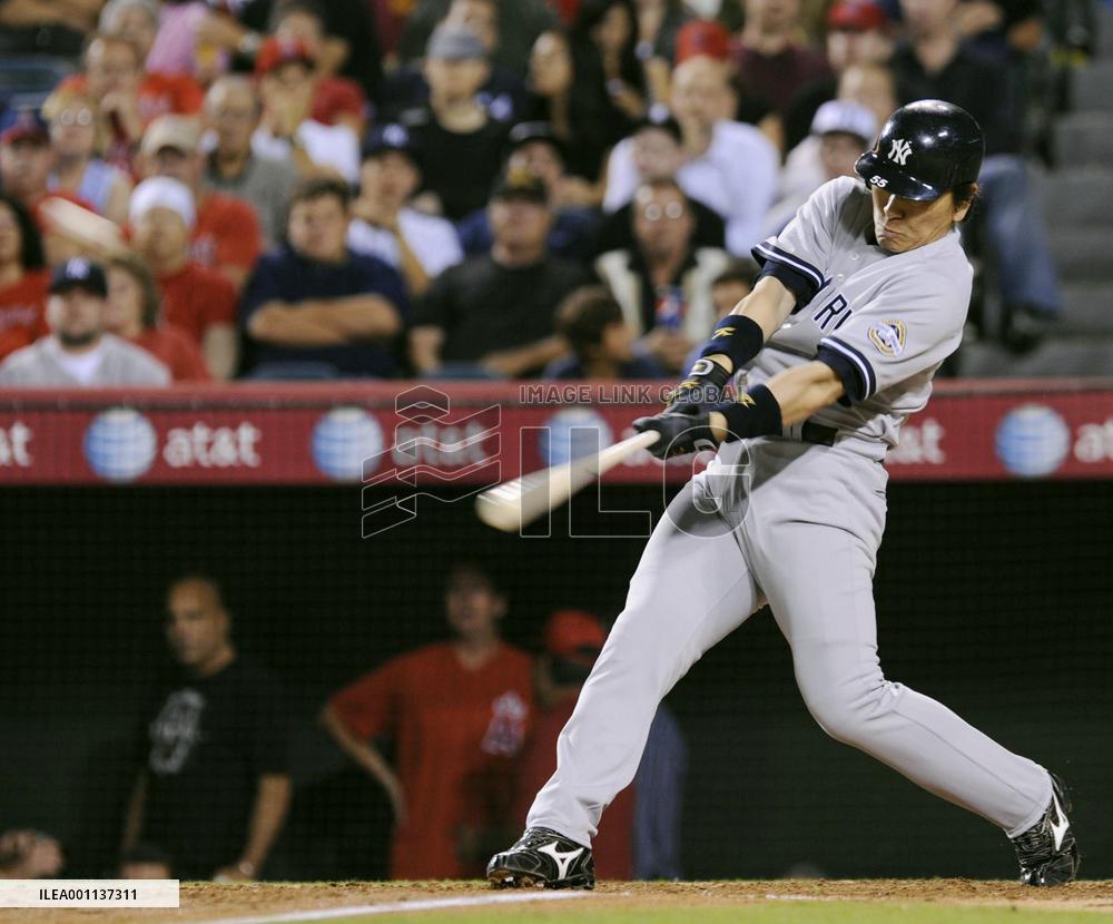 Yankees Matsui hits homer vs Angels