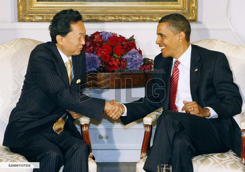 Hatoyama meets with Obama