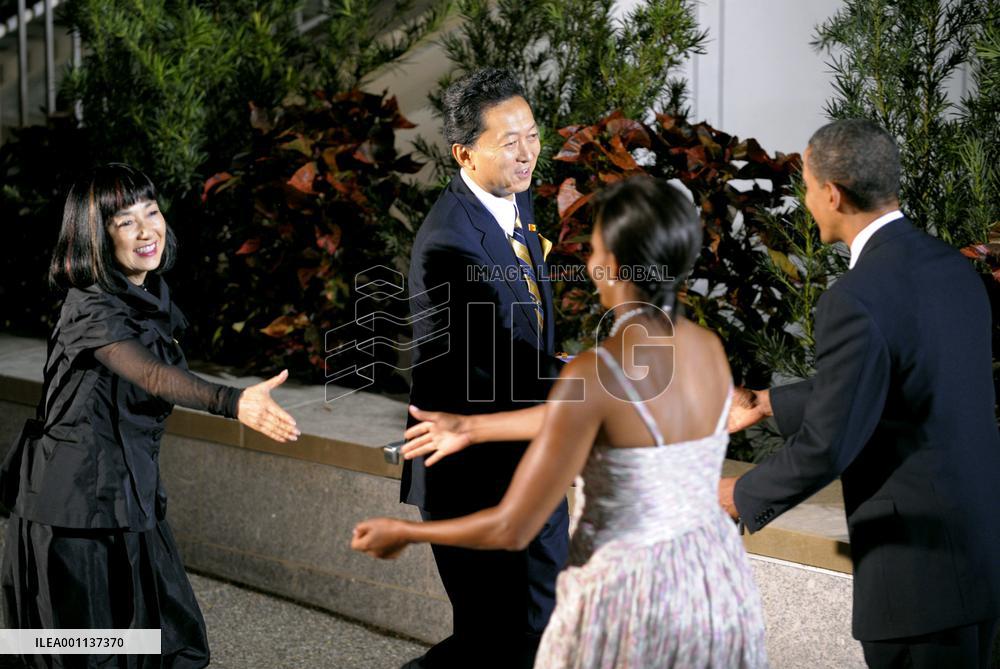 Hatoyamas, Obamas meet in Pittsburgh