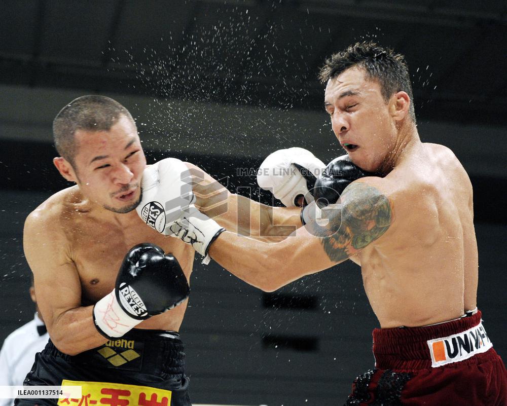 Nashiro defends WBA title with draw vs Cazares