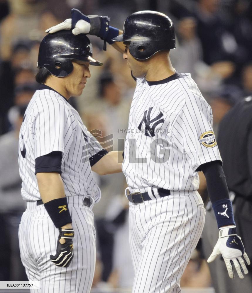 Yankees take 2-0 lead in AL Division Series