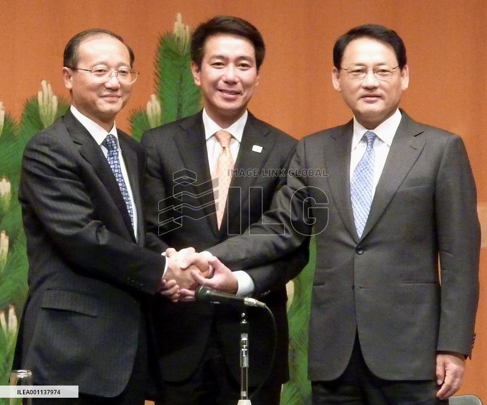 Japan, China, S. Korea ministers meet to discuss tourism