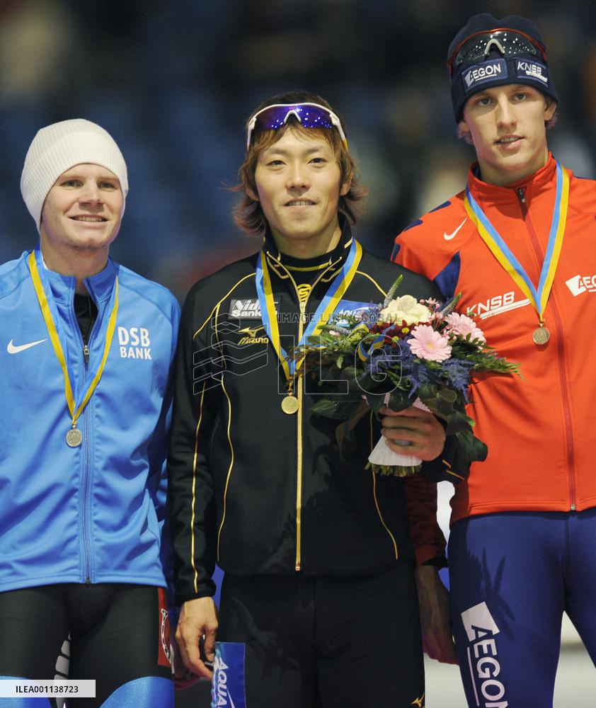Japan's Nagashima wins 500 meters at World Cup meet