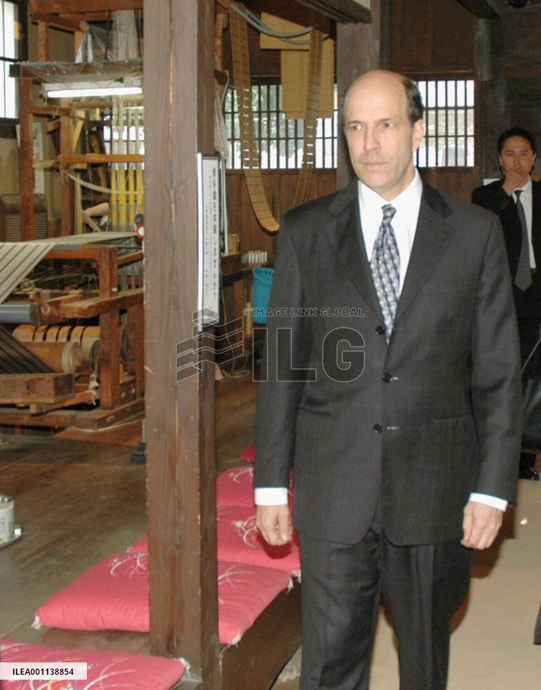 U.S. envoy visits Kyushu