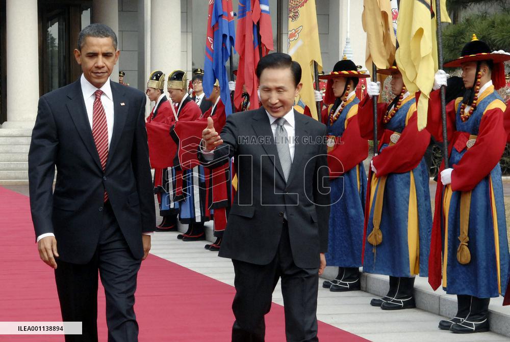 Obama, Lee press N. Korea on nuclear ambitions