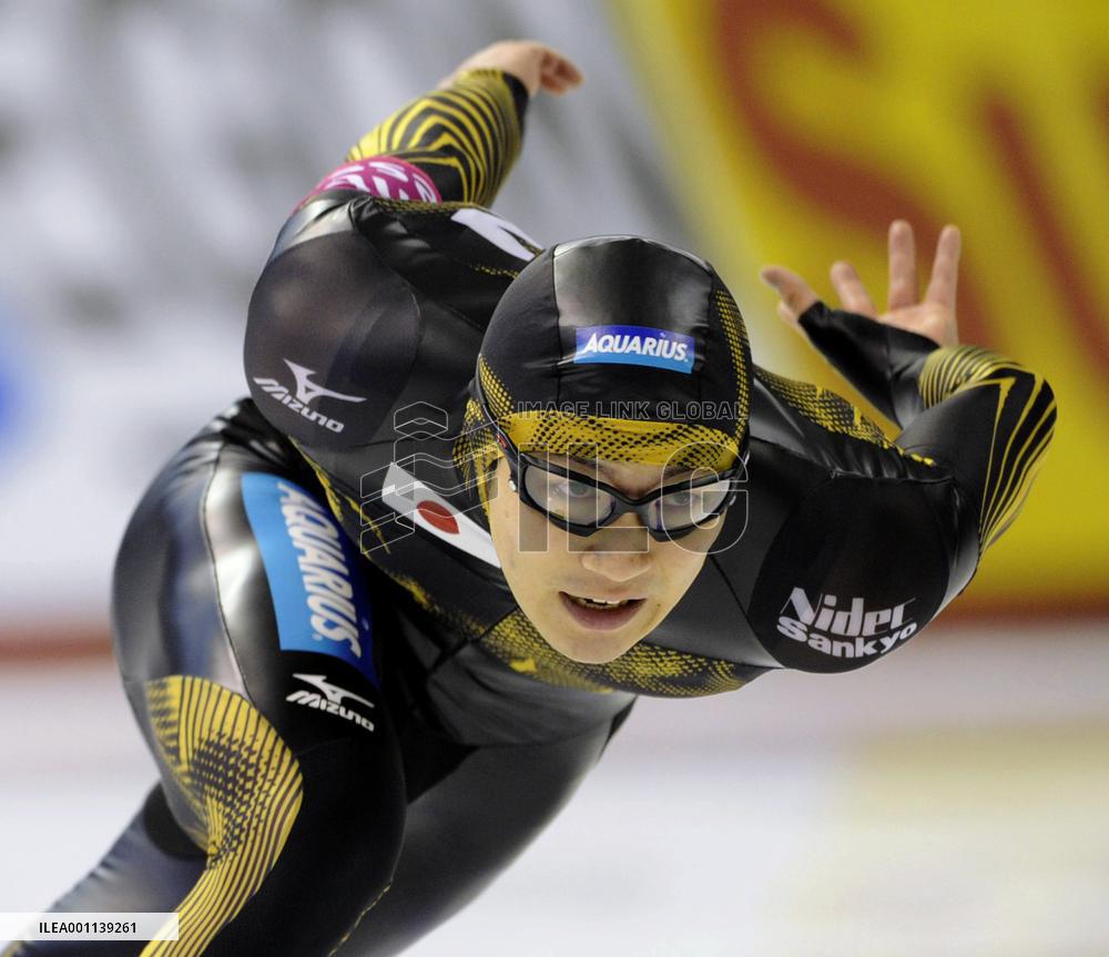 Kato 2nd in men's 500 meters at World Cup meet