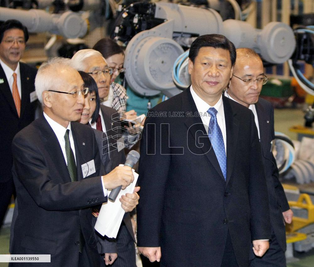China vice president visits Kyushu factory