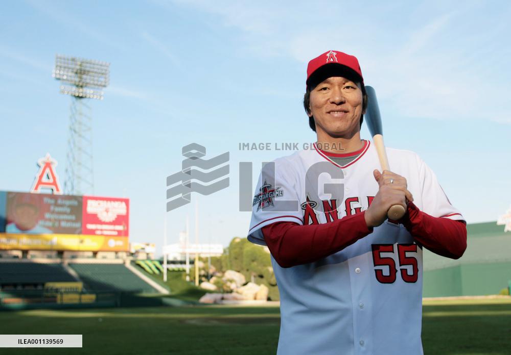 Matsui wears Angels jersey