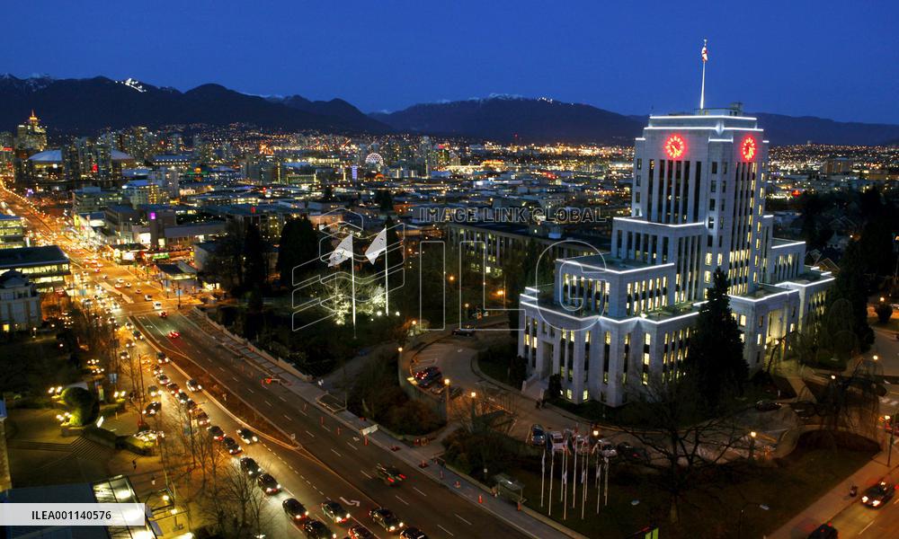 Vancouver city hall lit up ahead of Winter Olympics