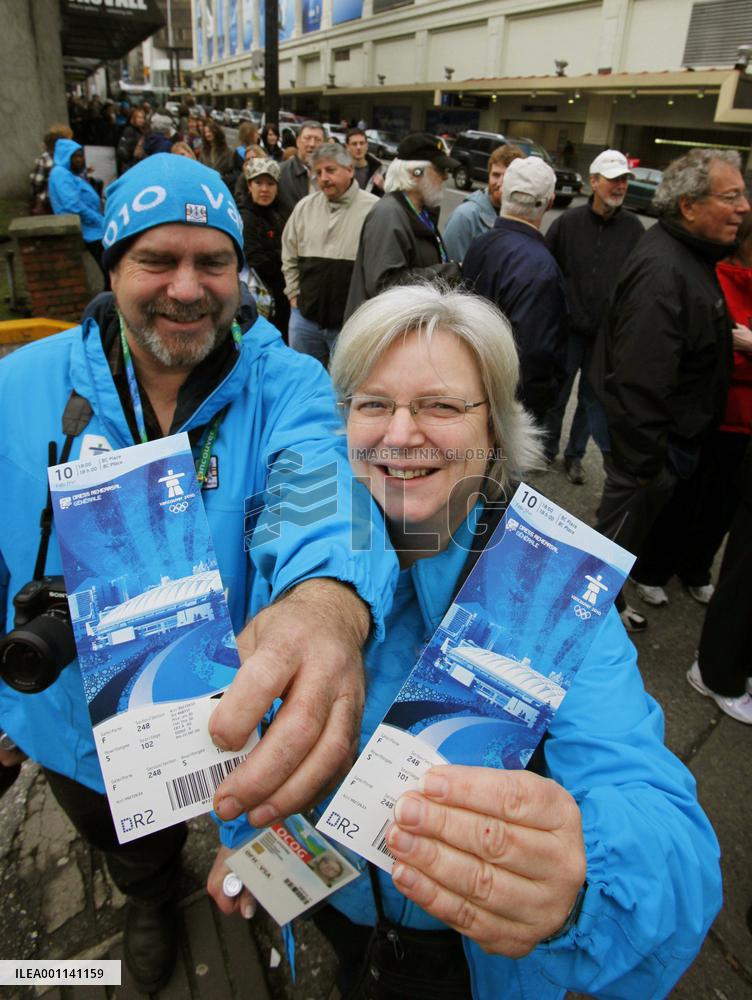 Volunteers get free tickets to opening ceremony rehearsal