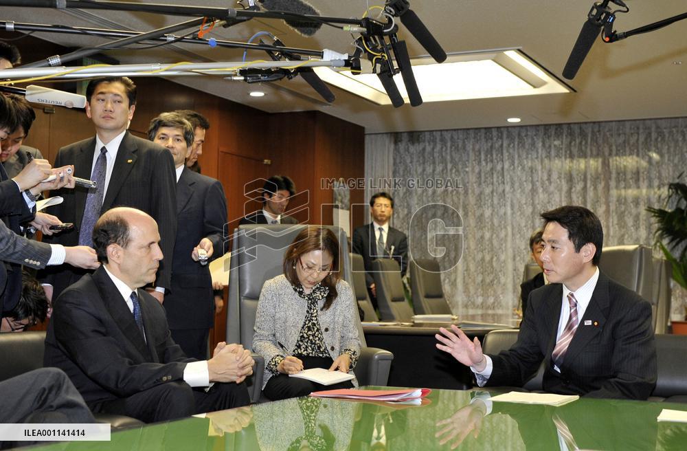 Toyota recall does not harm Japan-U.S. ties: Roos