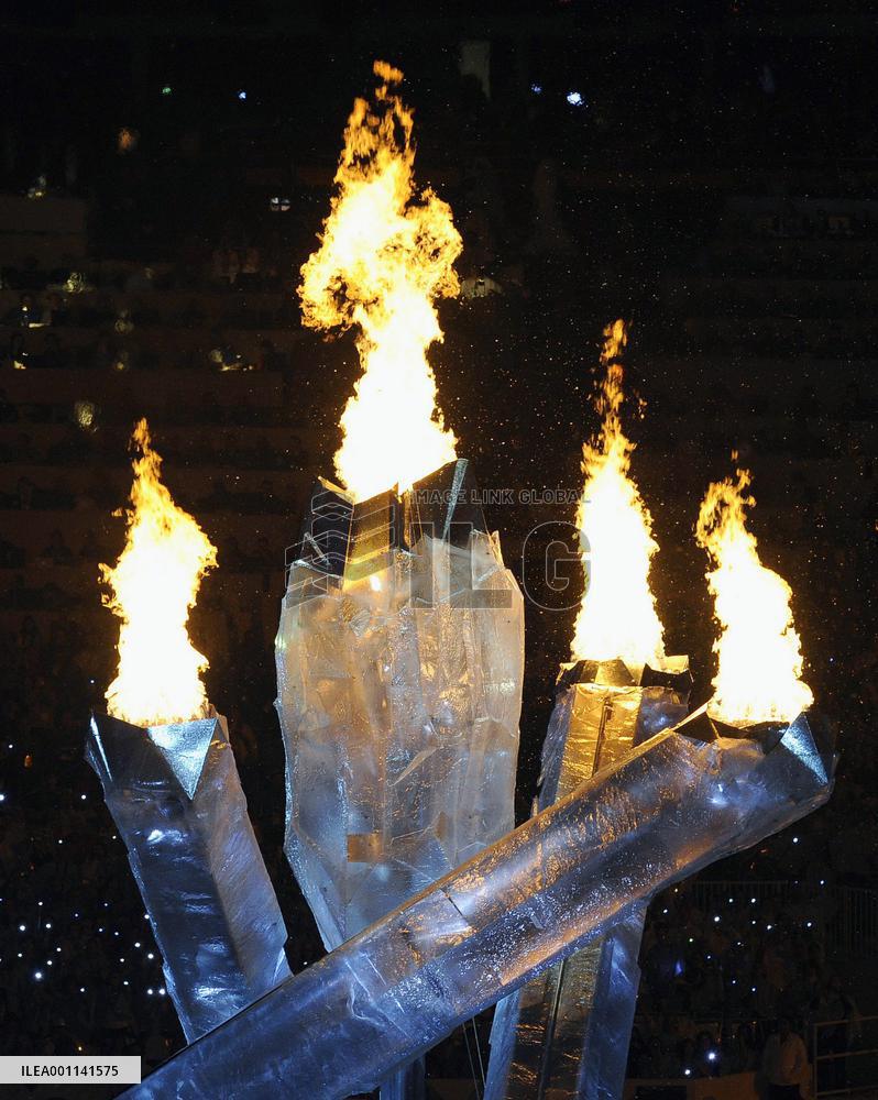 Vancouver Olympics open with ceremony