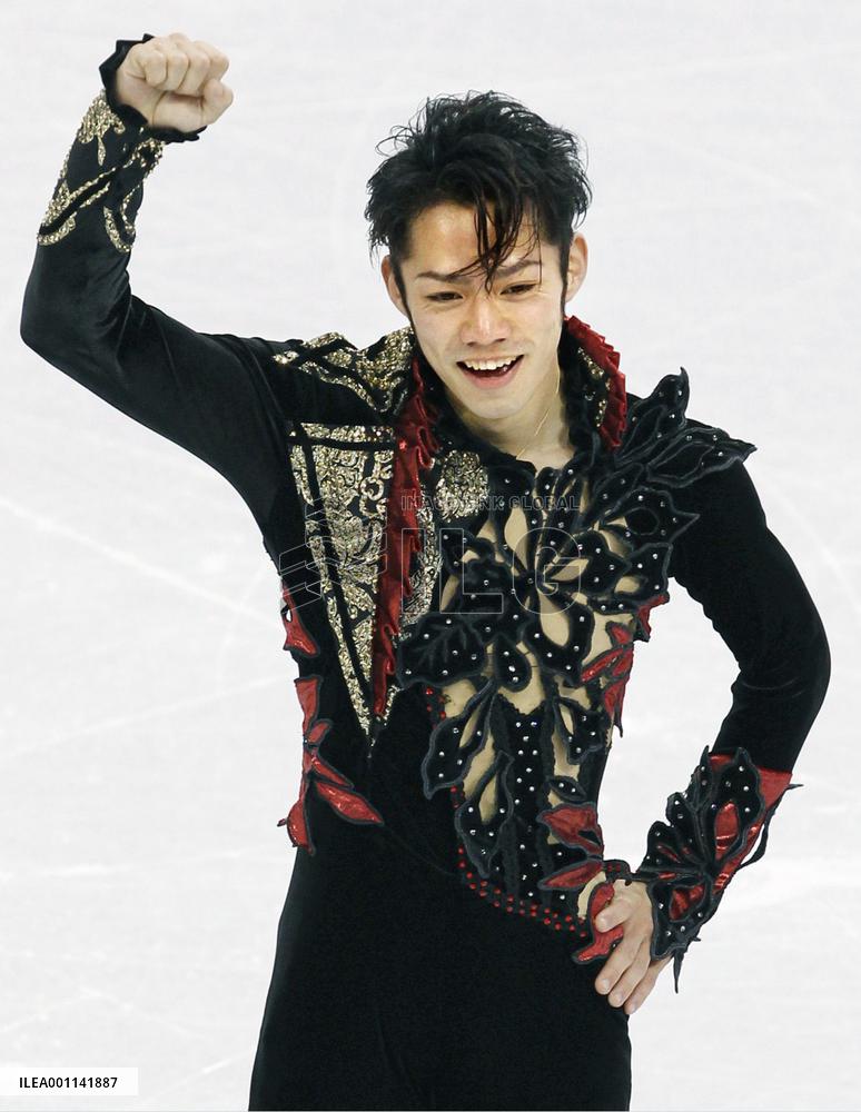 Japan's Takahashi finishes 3rd in men's short program