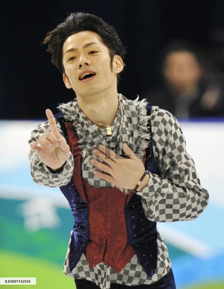 Japan's Takahashi wins bronze in men's figure skating