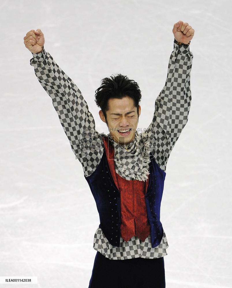 Japan's Takahashi wins bronze in men's figure skating