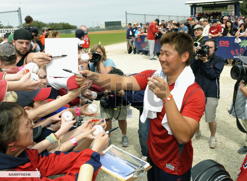 Red Sox pitcher Matsuzaka takes part in training camp