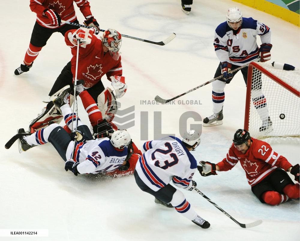 U.S. wins men's ice hockey against Canada