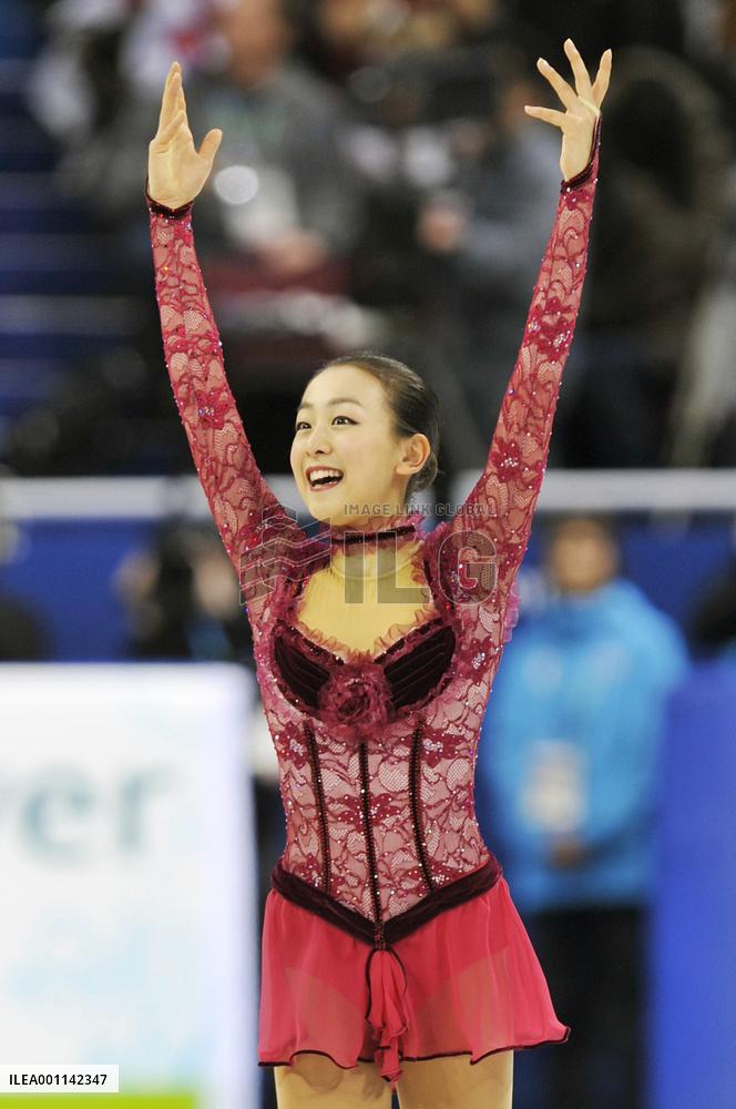 Asada finishes 2nd in women's short program
