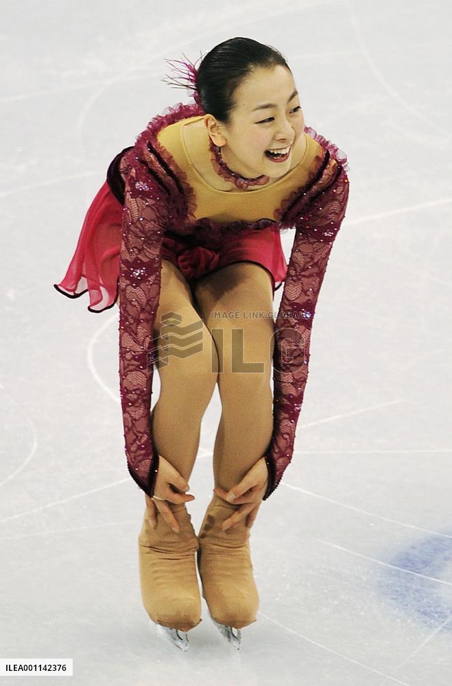 Asada finishes 2nd in women's short program