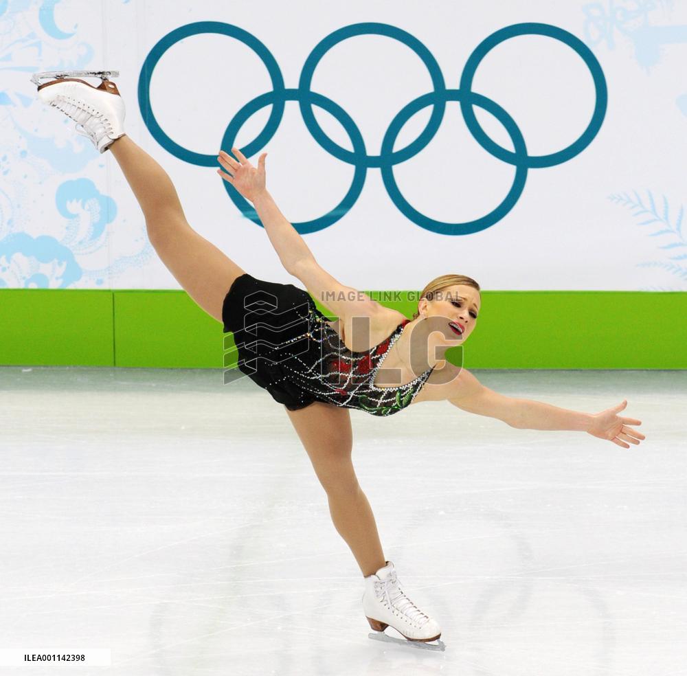 Canada's Rochette places 3rd in women's short program