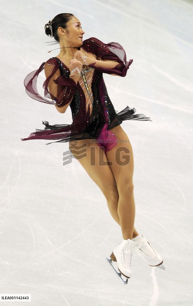 Ando finishes 4th in women's short program