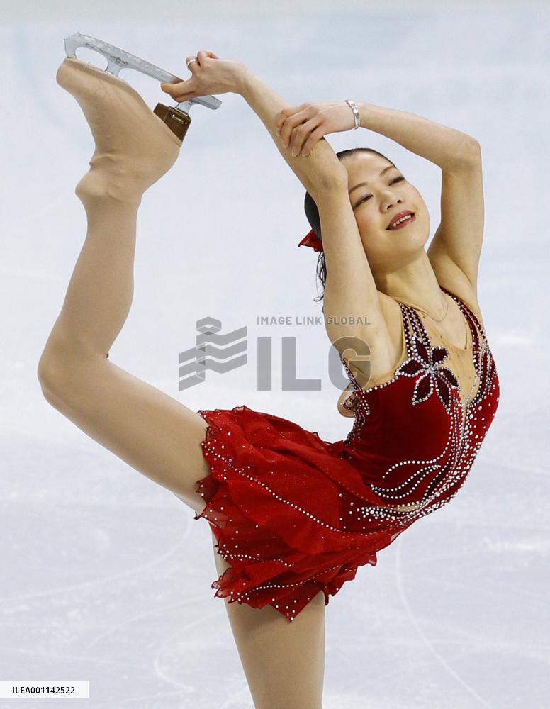 Suzuki finishes 8th in women's figure skating