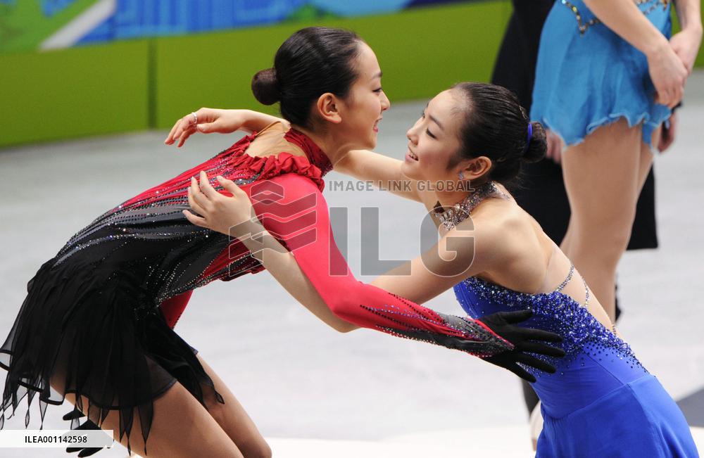 Kim, Asada celebrate at Vancouver Olympics