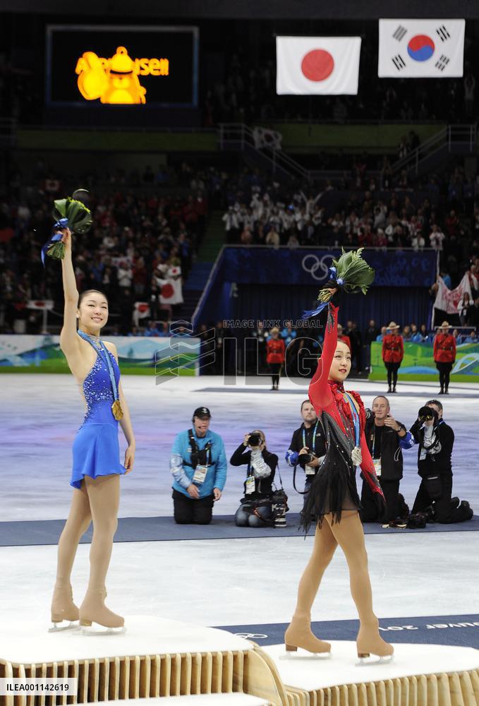 Kim, Asada celebrate at Vancouver Olympics