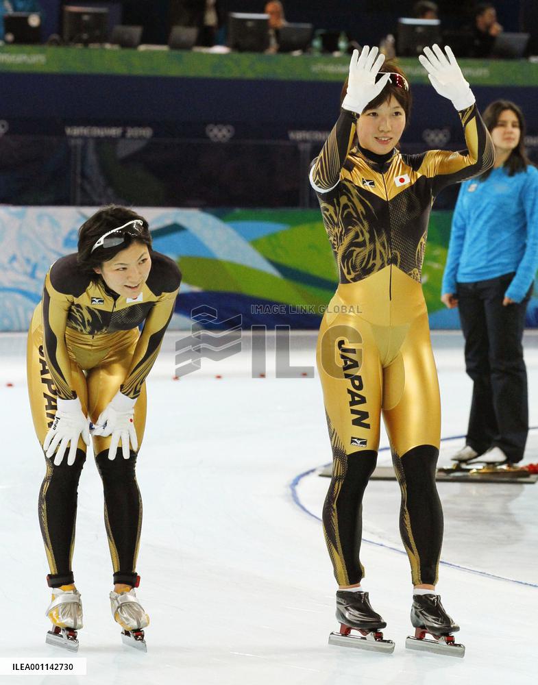 Japan wins women's speed skating team pursuit silver medal