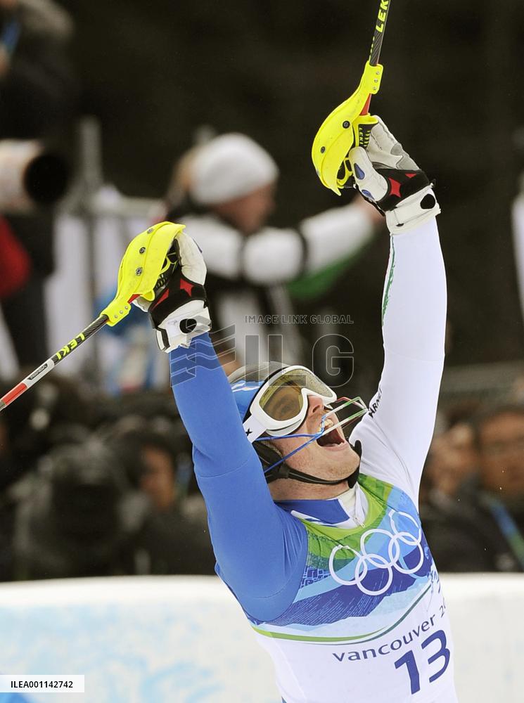 Italy's Razzoli wins gold in men's Alpine skiing slalom