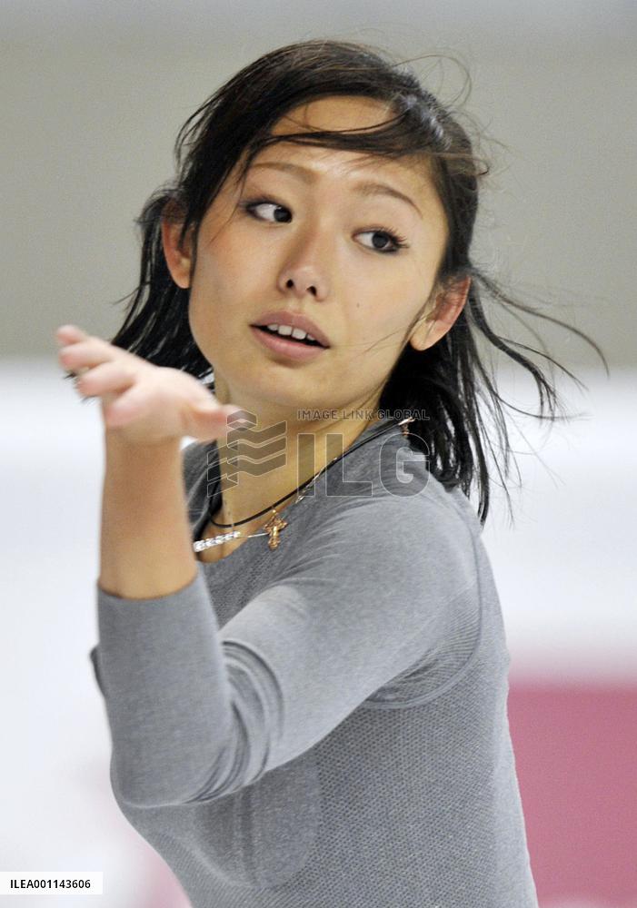 Ando prepares for world c'ships