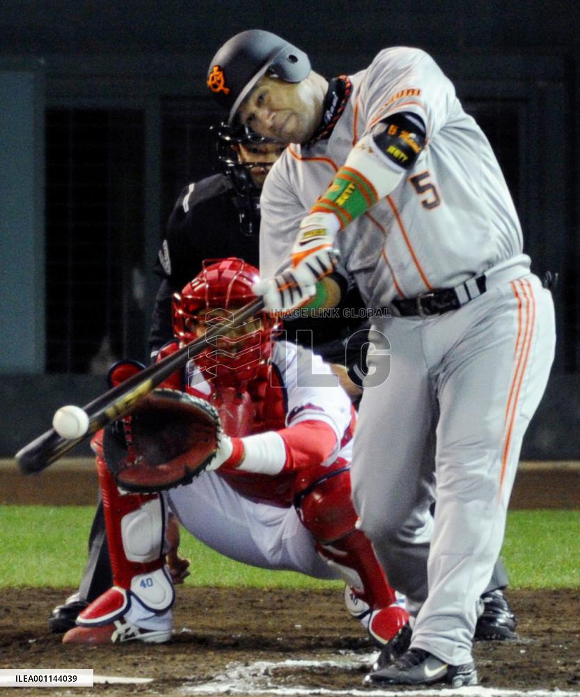 Ramirez blasts 2 homers