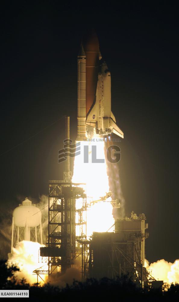 Shuttle succeeds in entering orbit