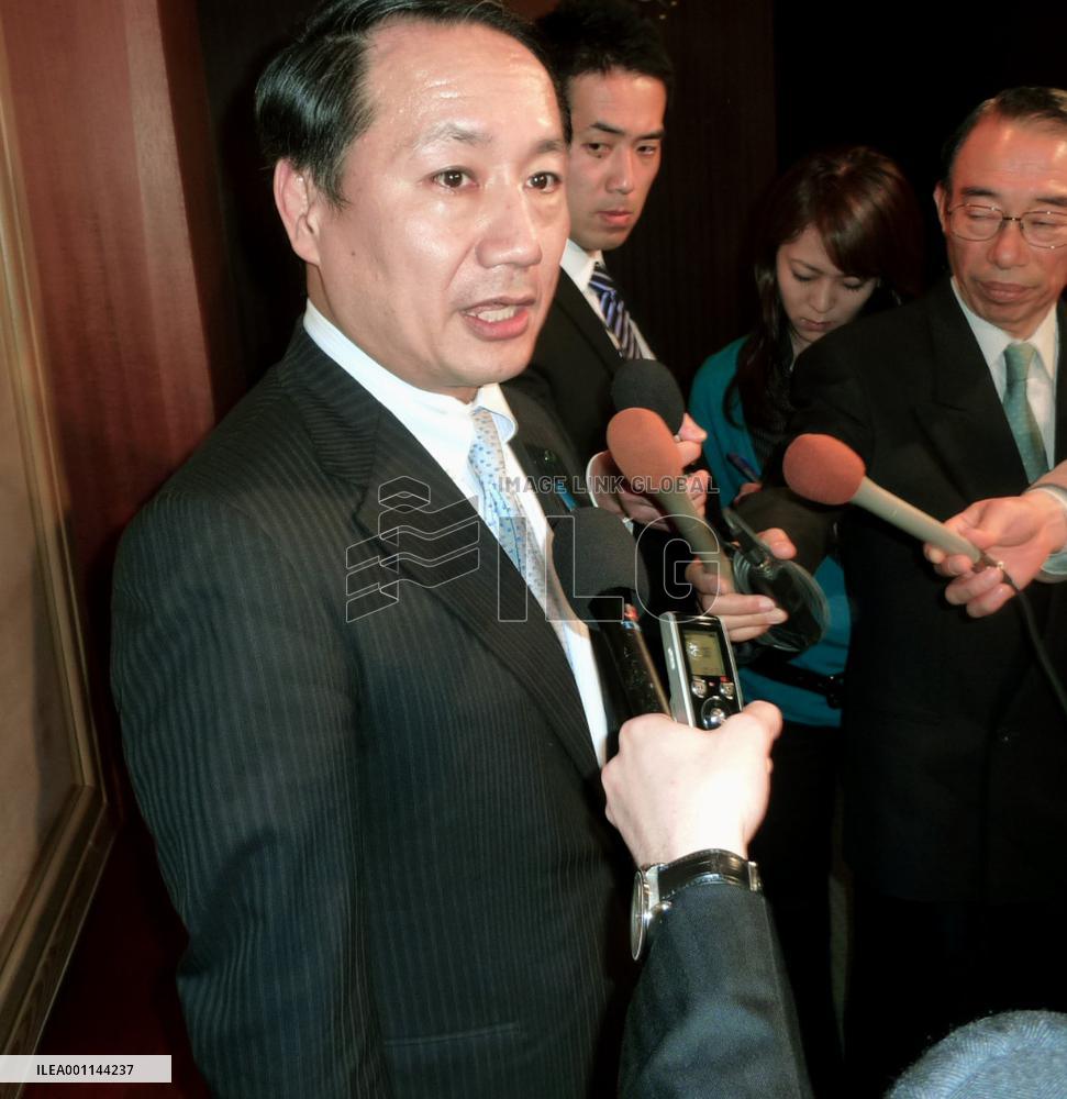 Local government heads plan to launch party soon