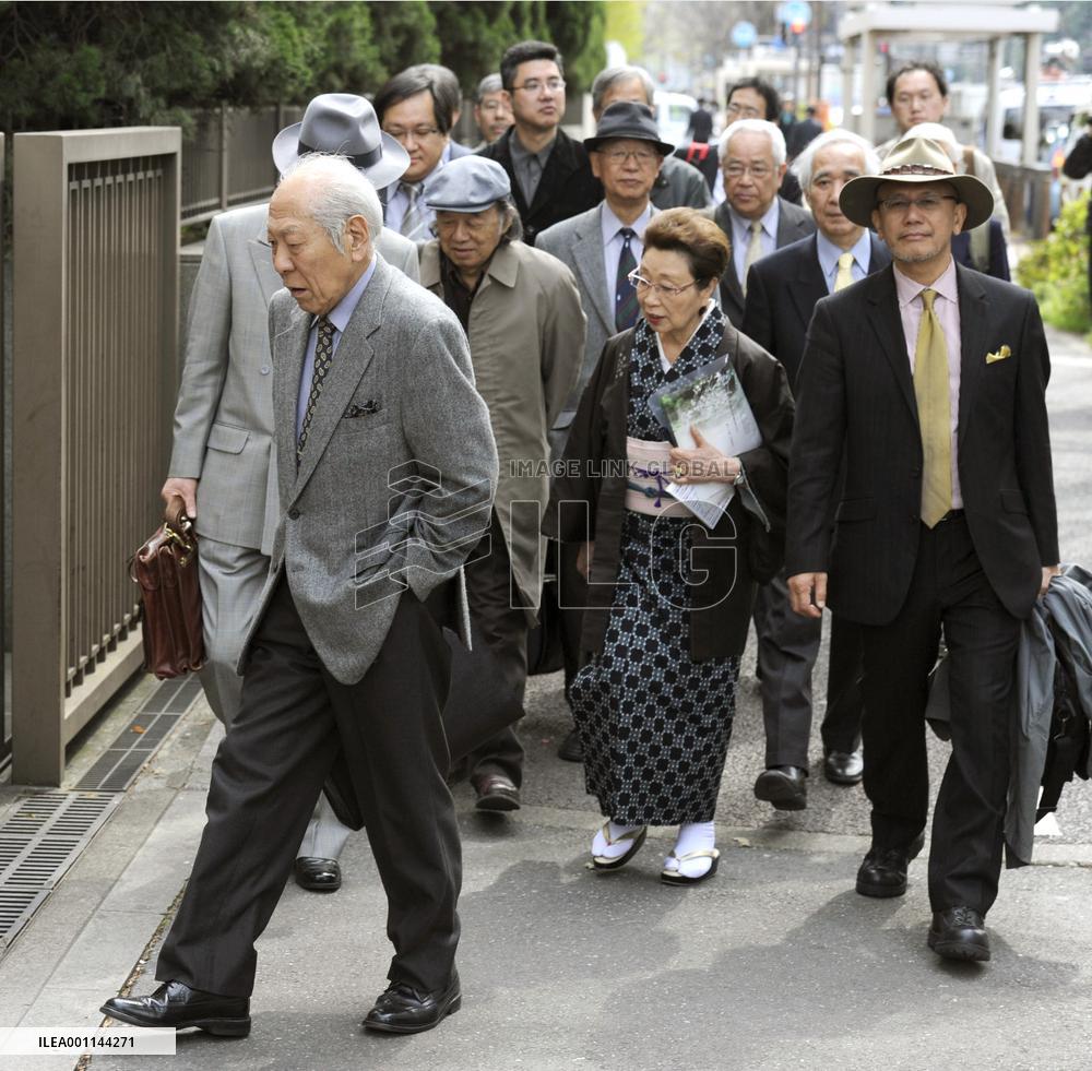 Court orders state to disclose Okinawa reversion papers