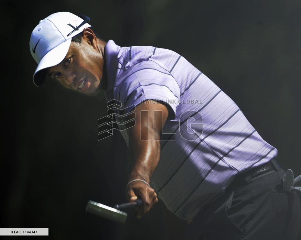 Woods ties for 3rd after 3 rounds at Masters