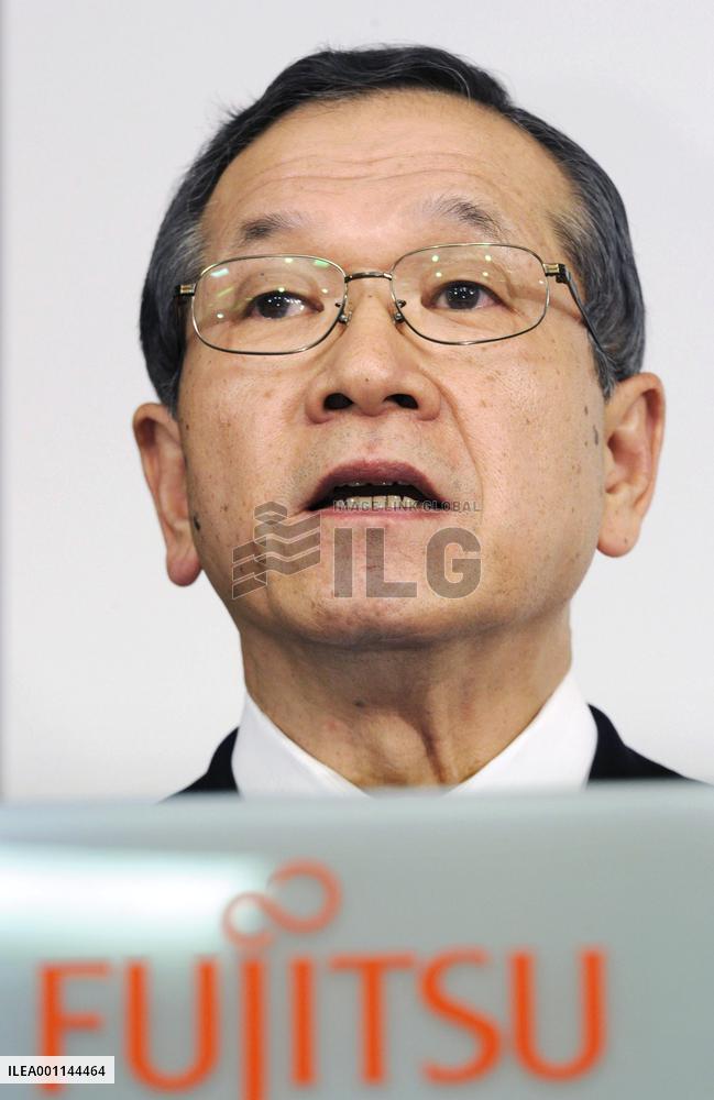 Fujitsu says ex-president's resignation was legal, not coerced