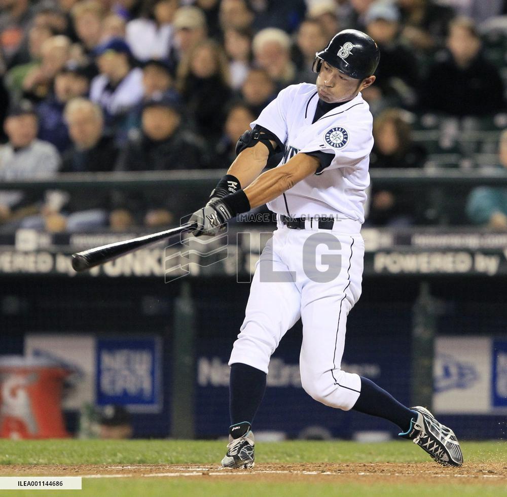 Ichiro 2-for-4 against Baltimore