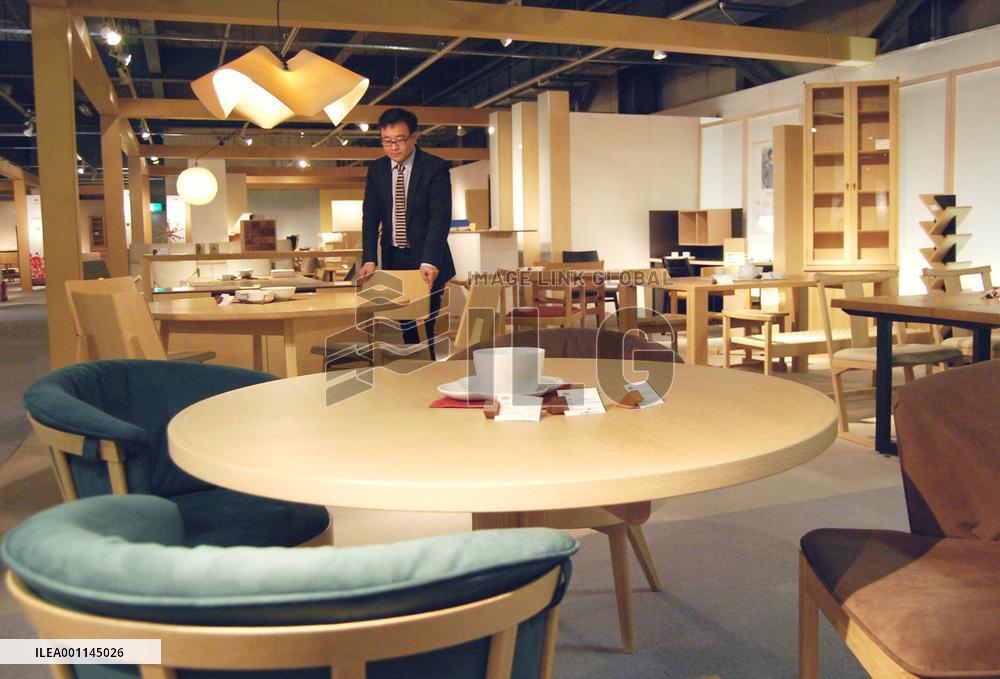 Japanese furniture makers target rich consumers in China