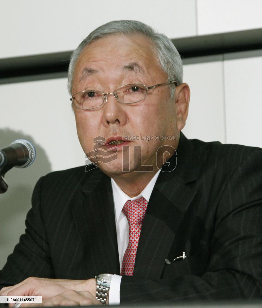 Sony returns to black